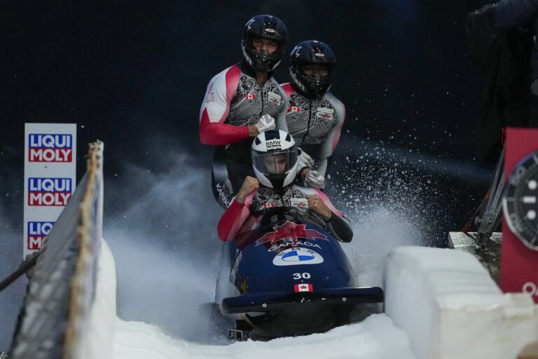De São Paulo à Calgary, Davidson de Souza poursuit son rêve en bobsleigh