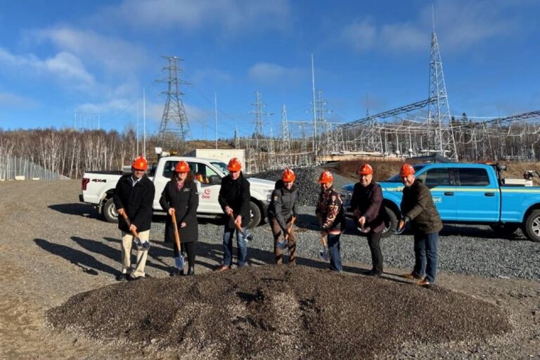 Début de la construction d'une ligne de transport d'énergie de 1,2 milliard de dollars dans le nord-ouest de l'Ontario