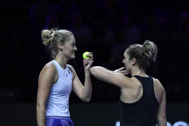 Gabriela Dabrowski du Canada et sa partenaire Erin Routliffe se qualifient pour la finale du double WTA