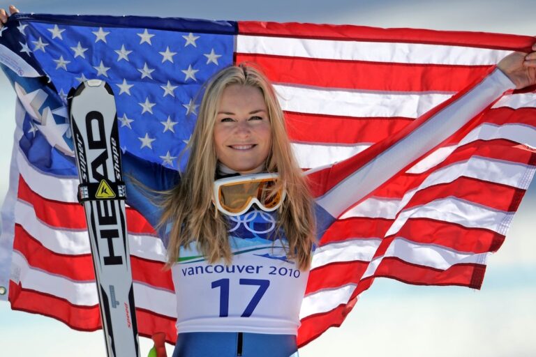 La championne olympique Lindsey Vonn sortira de sa retraite pour rejoindre l'équipe américaine de ski
