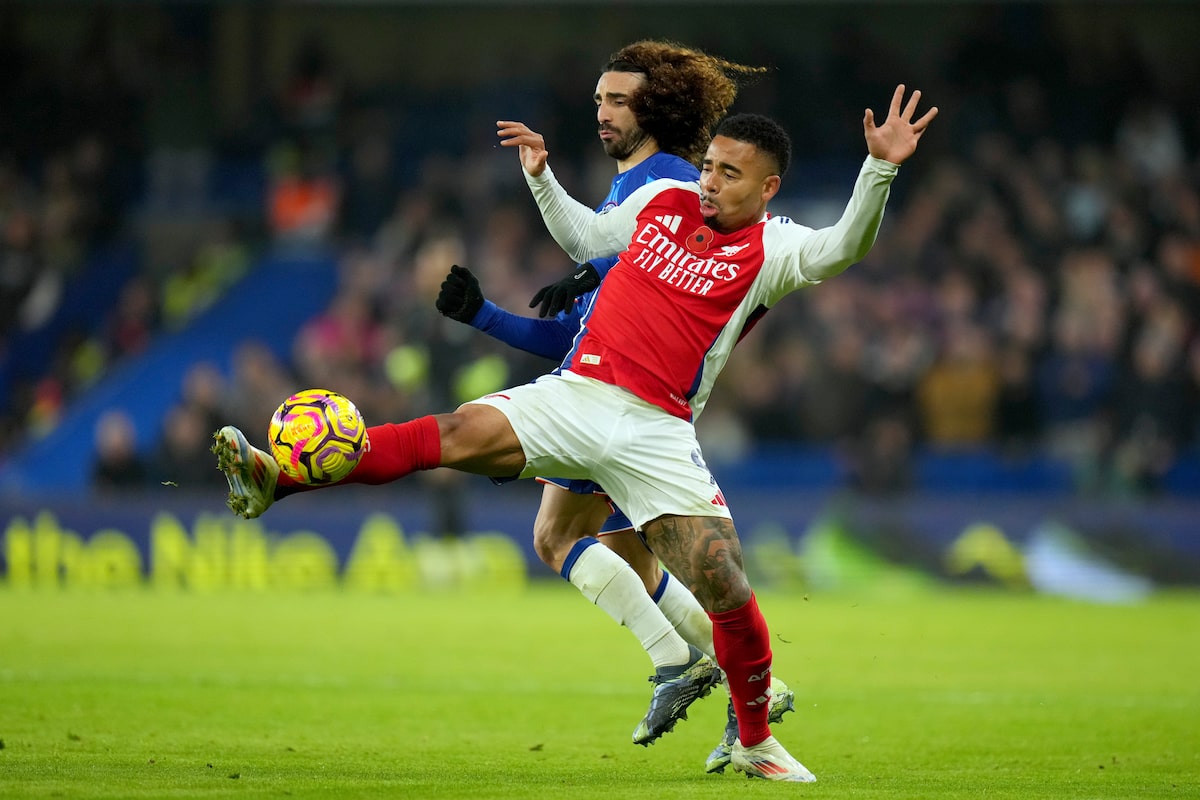 La séquence sans victoire d'Arsenal se poursuit après le match nul contre Chelsea et Man United bat Leicester