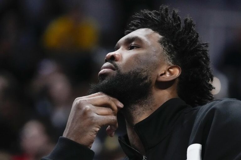 L'affrontement de Joel Embiid avec un journaliste de Philadelphie était laid, mais étrangement rassurant