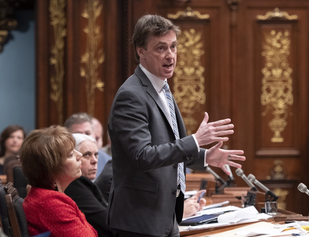 Le Parti libéral du Québec veut une constitution québécoise