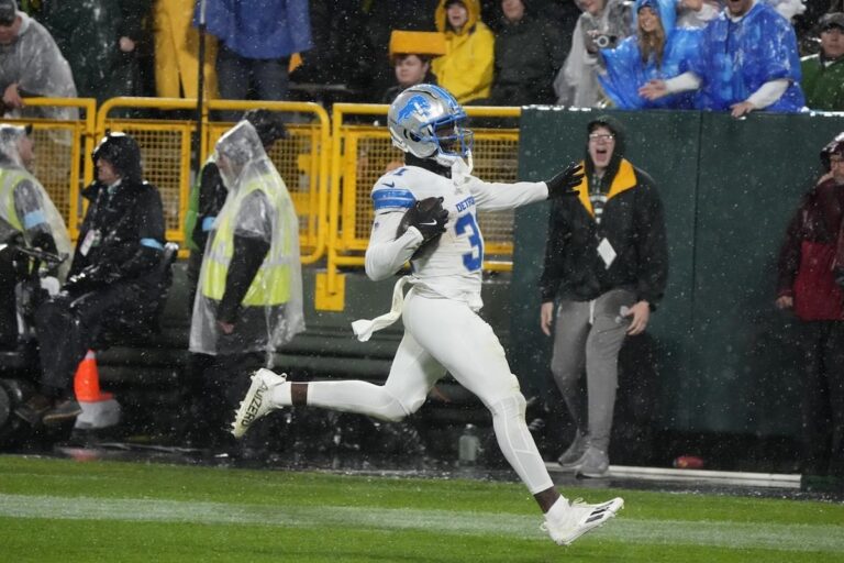 Le choix six de Kerby Joseph aide les Lions à battre les Packers 24-14 et à prendre le commandement de la NFC Nord