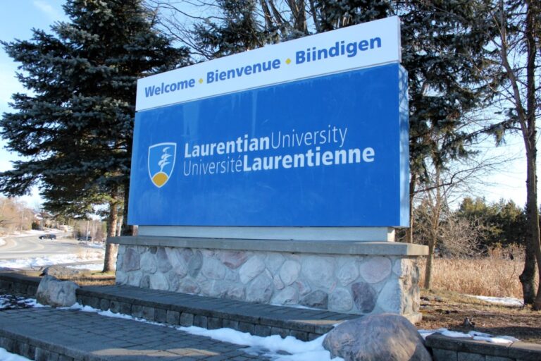 Le député provincial de Sudbury : la province pourrait régler la vente des terrains de l'Université Laurentienne « ici et maintenant »