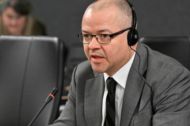 Le président de la LCH considère que la décision de la NCAA sur l'admissibilité des joueurs de la ligue est positive
