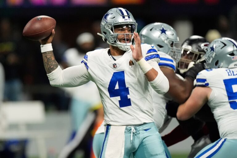 Le quart-arrière des Cowboys Dak Prescott subira une opération de fin de saison sur une déchirure aux ischio-jambiers