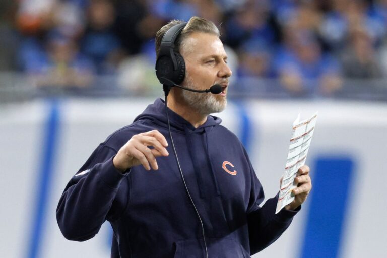 Les Bears licencient l'entraîneur-chef Matt Eberflus avec une équipe en chute libre pour la dernière fois dans la NFC Nord