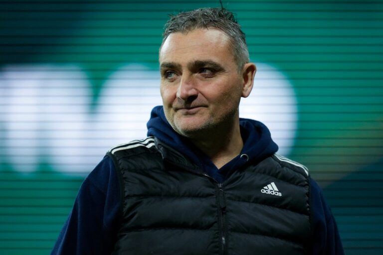 Les Whitecaps de Vancouver licencient l'entraîneur-chef Vanni Sartini après plus de trois saisons à la tête