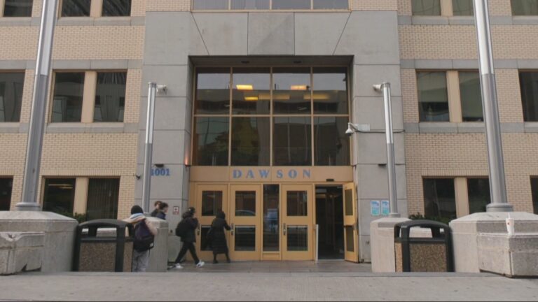 Les étudiants du Collège Dawson votent en faveur d'une journée de grève en solidarité avec Gaza
