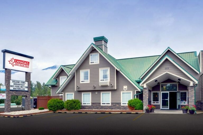 L’hôtel de Kapuskasing change de bannière