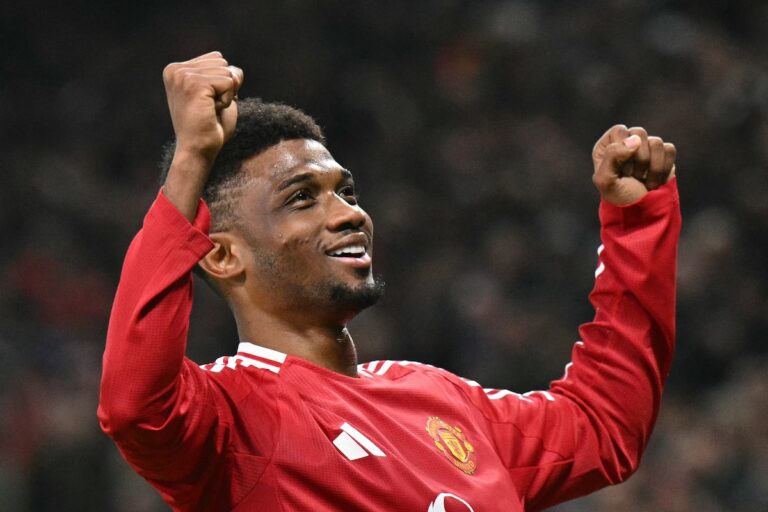 Man United met fin à une série sans victoire en Europe et Osimhen en marque deux alors que Galatasaray bat Tottenham