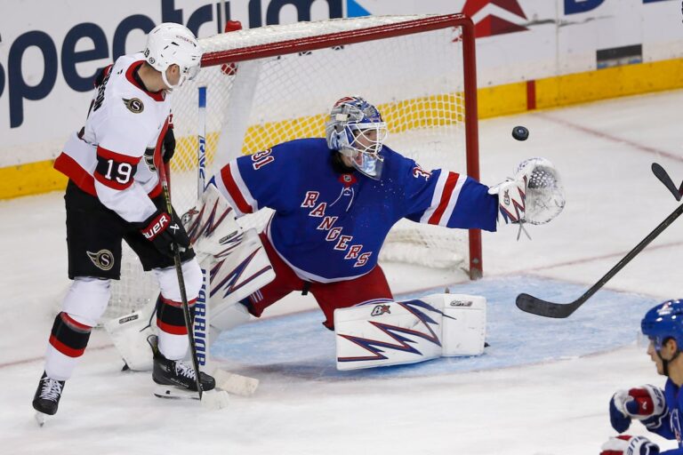 Panarin et Lafrenière marquent, Shesterkin réalise 40 arrêts alors que les Rangers battent les Sénateurs 2-1