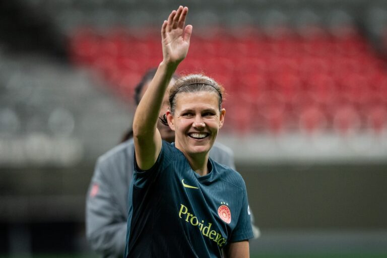 Portland Thorns se prépare à honorer Christine Sinclair lors du dernier match de la saison régulière