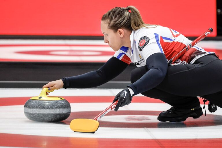Rachel Homan jouera pour l'or pancontinental en curling après sa victoire en demi-finale contre la Chine