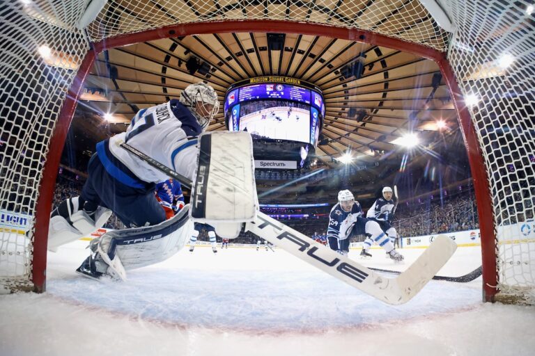 Scheifele et Connor marquent deux fois alors que les Jets brûlants battent les Rangers 6-3