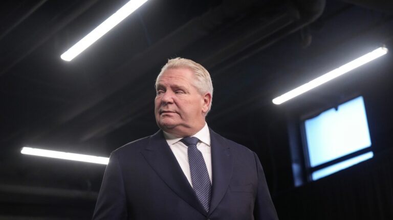 Les premiers ministres ne sont pas d’accord sur la question de savoir si le Canada devrait couper l’approvisionnement énergétique des États-Unis si Trump allait de l’avant avec les tarifs douaniers.