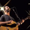 Noah Kahan se produisant au Waterfront Park de Burlington en juillet dernier