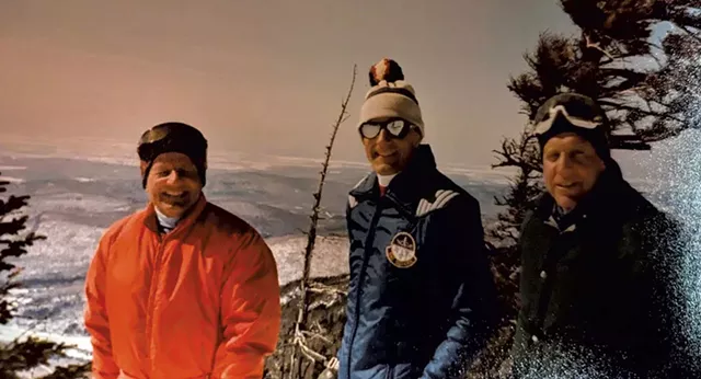 Henri (au centre) dans les années 1960 - SUSAN DONNIS