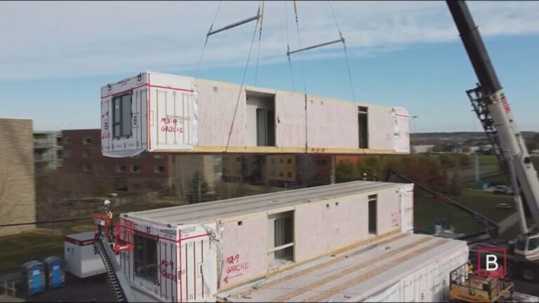 Alors que les gouvernements tentent de résoudre la crise du logement, les maisons modulaires apparaissent comme une solution potentielle