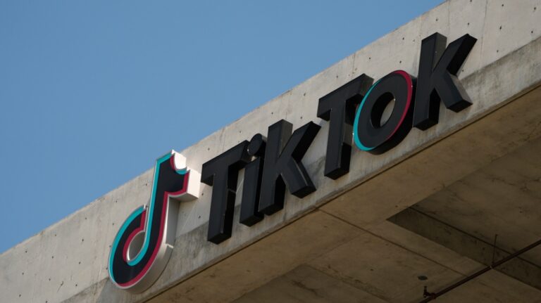 Avec des employés dans les limbes, TikTok espère une « solution » à l'ordre de fermeture d'Ottawa