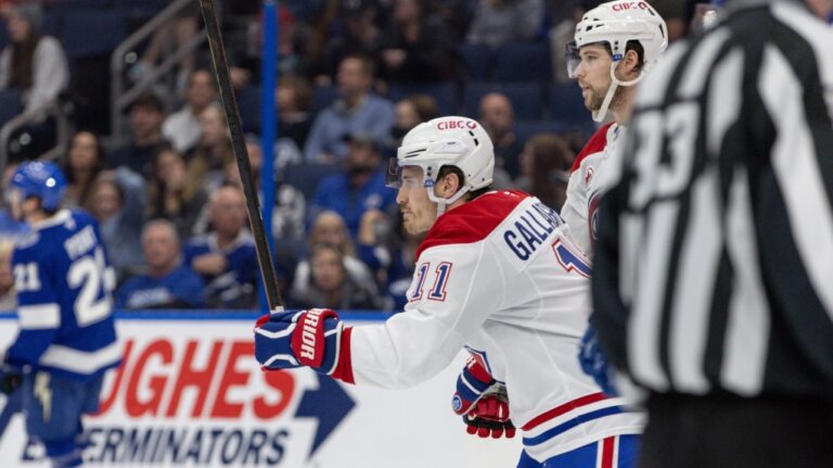 Evans marque à nouveau alors que les Canadiens battent le Lightning 5-2