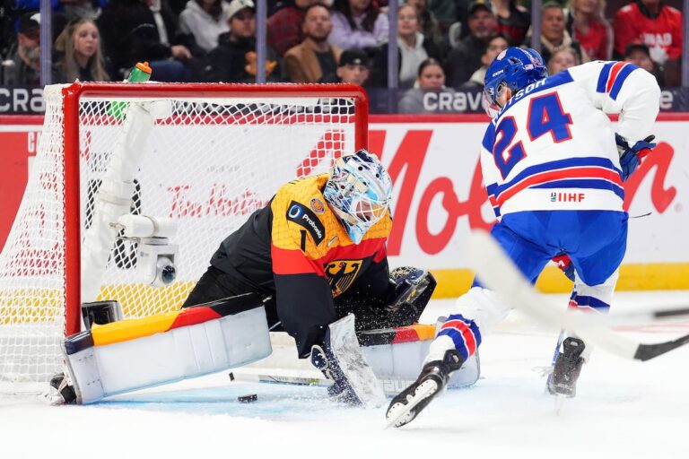 Hutson a obtenu cinq passes décisives et les États-Unis, champions en titre, battent l'Allemagne 10-4 au Mondial junior.