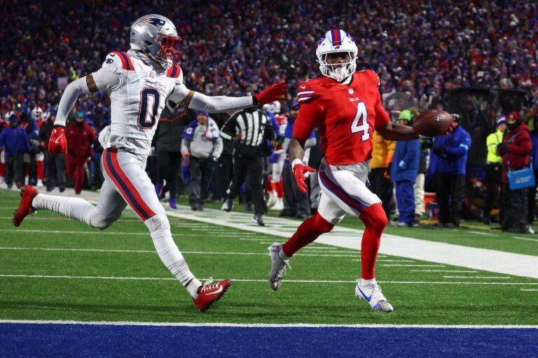 James Cook marque deux touchés et la défense des Bills force trois revirements lors de la victoire 24-21 de Buffalo contre les Patriots