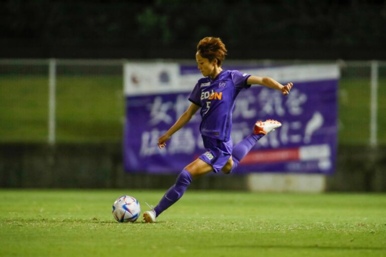 L'ancien international junior japonais Aoi Kizaki devient le cinquième joueur de l'équipe de l'AFC Toronto