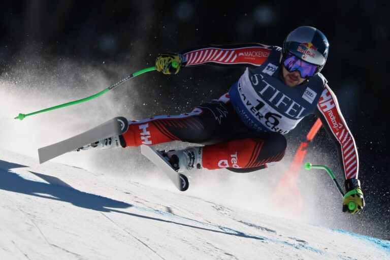 Le Canadien James Crawford à 0,51 seconde du leader et quatrième à la Coupe du monde de descente masculine