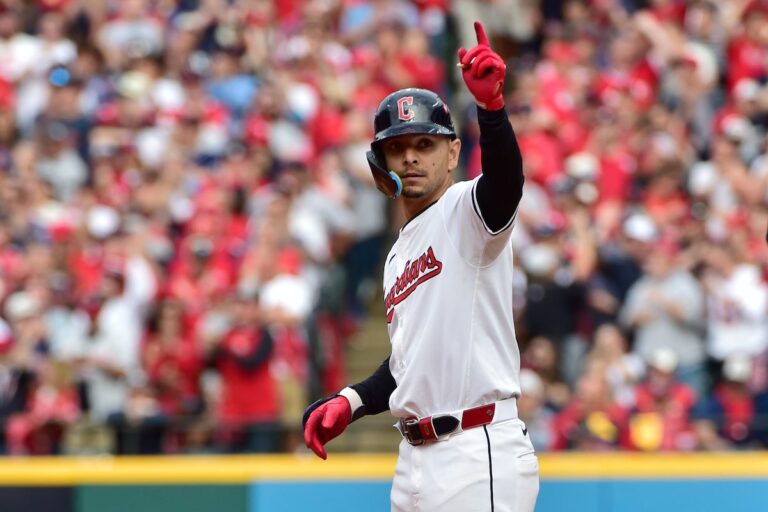 Le joueur de deuxième but Gimenez est ravi de rejoindre les Blue Jays et pense que l'équipe peut connaître beaucoup de succès