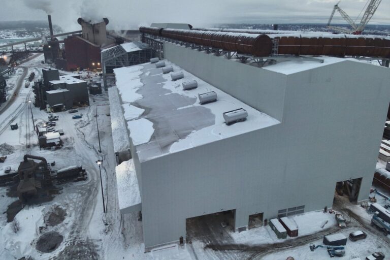 Le ministère du Travail enquête sur l’effondrement du toit de l’atelier de fusion d’Algoma Steel