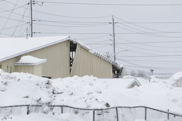 Le ministère du Travail enquête sur une « défaillance de structure » à l’usine de fermes de Sault