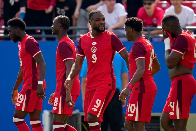 L'équipe canadienne masculine de soccer demeure inchangée au 31e rang, un sommet en carrière, au classement final de la FIFA de 2024