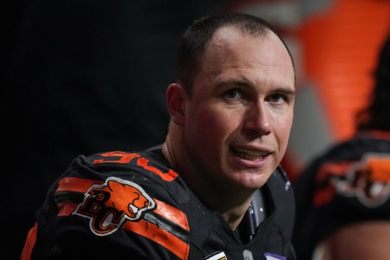 Les Lions recrutent le joueur de ligne défensive vedette Mathieu Betts pour une prolongation de deux ans