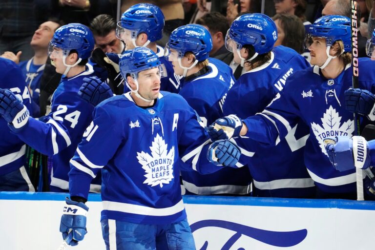 Les Maple Leafs accueillent les Islanders dans un match aller-retour
