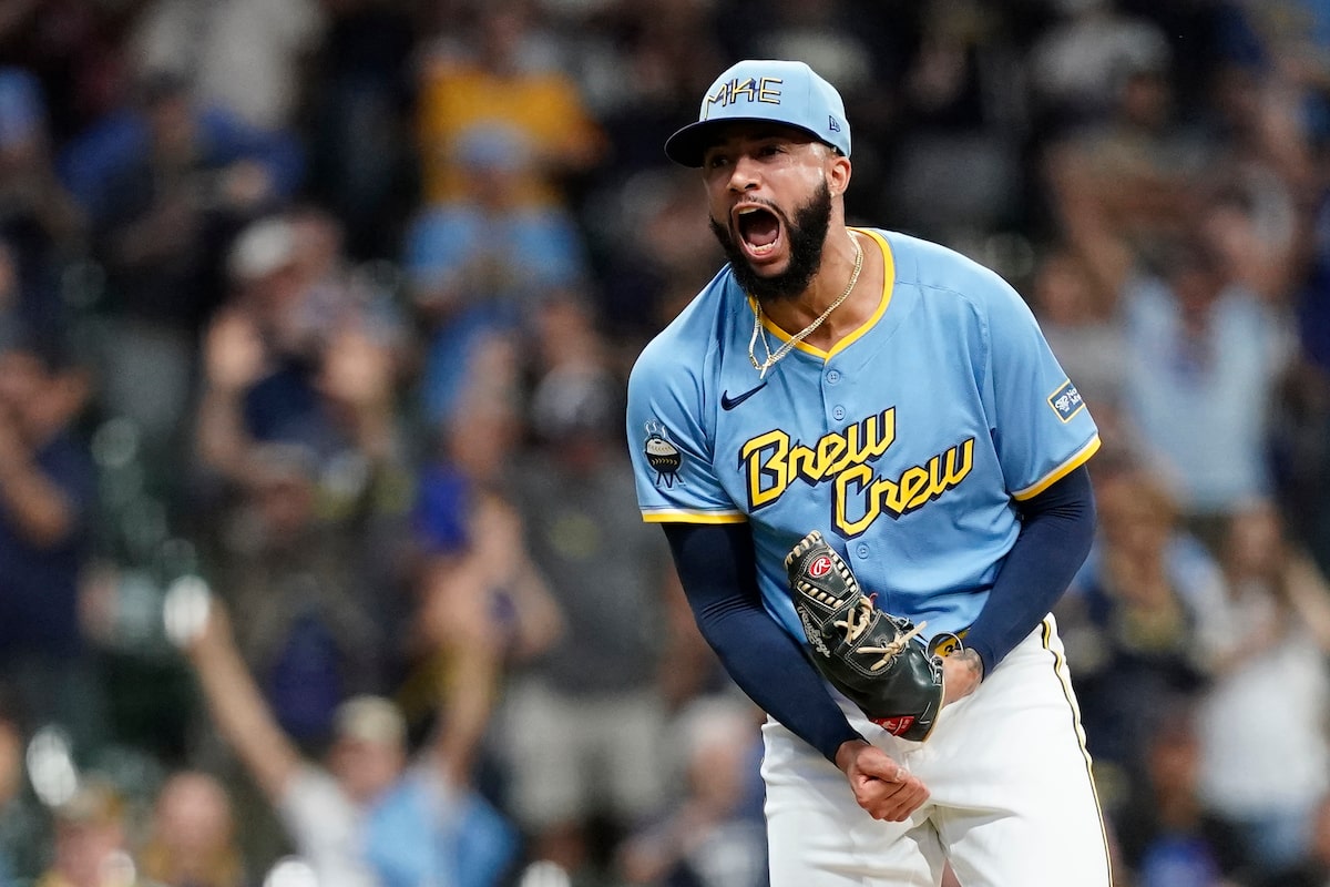 Les Yankees vont se rapprocher de Devin Williams des Brewers pour Nestor Cortes, Chad Durbin : source