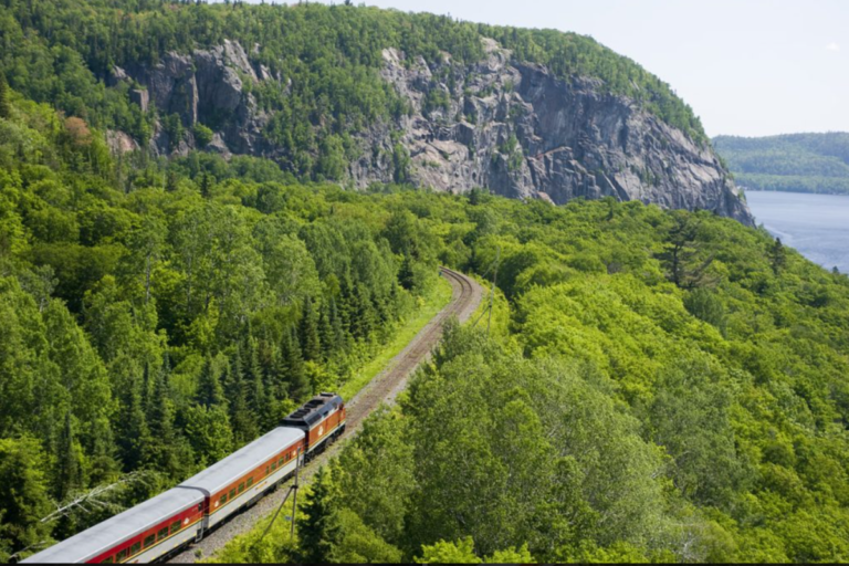 Les défenseurs du transport ferroviaire voyageurs du nord-est de l’Ontario présentent un nouveau plan pour rétablir le service