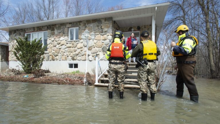 Les municipalités du Québec se préparent à de nouvelles cartes des zones inondables qui montrent davantage de propriétés à risque