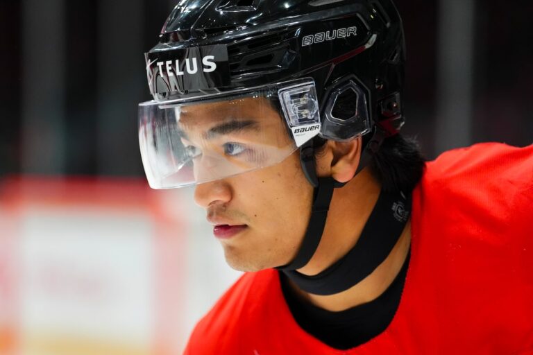 L’espoir des Flames Zayne Parekh cherche à maintenir vivant le rêve canadien du Mondial junior