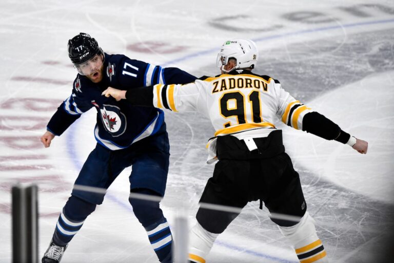 L'offensive des Jets s'abat sur les Bruins lors d'une victoire 8-1