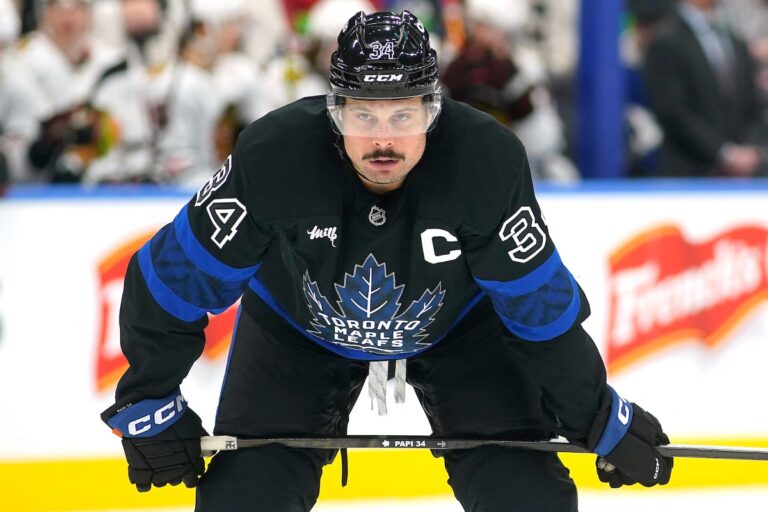 Matthews des Leafs est toujours à jour après une blessure