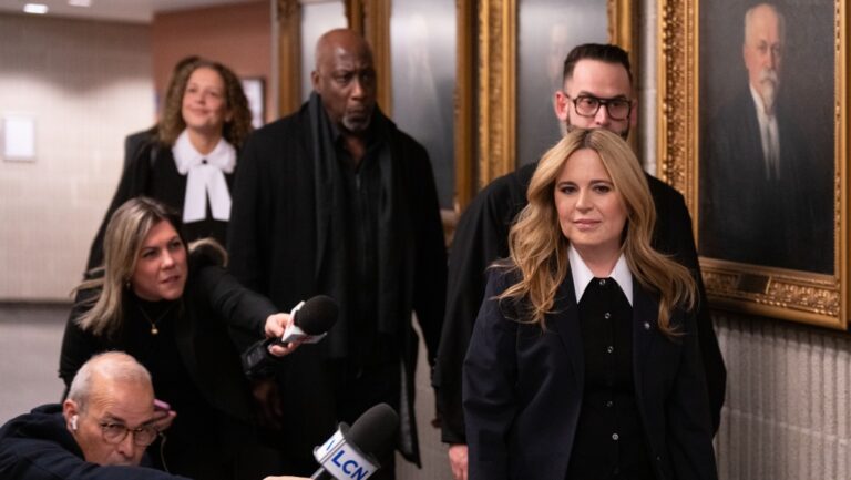 Procès sexuel : l'animatrice télé québécoise Julie Snyder témoigne contre la fondatrice de Juste pour rire