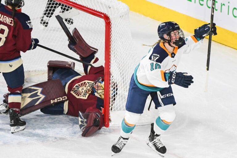 Sarah Fillier prend un bon départ dans la PWHL après deux buts lors de la victoire des Sirens contre Victoire