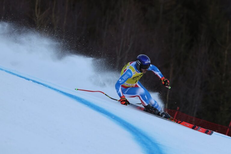 Sarrazin va subir une intervention chirurgicale après un traumatisme crânien lors d'un accident lors d'un entraînement de descente sur la piste des Jeux olympiques de 2026