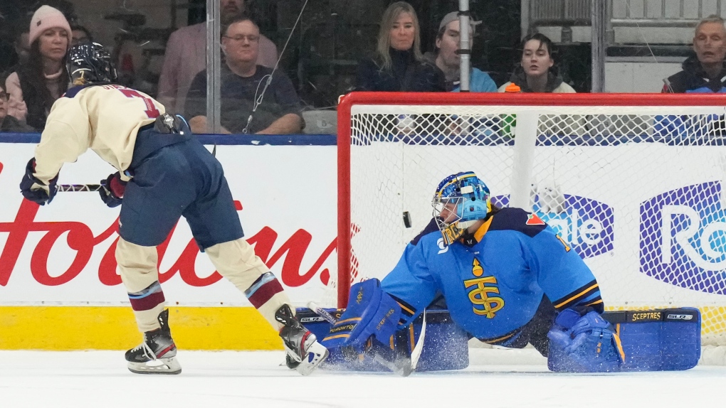 Stacey marque le vainqueur en prolongation pour la Victoire de Montréal dans une victoire de 4-3 en prolongation contre les Sceptres de Toronto