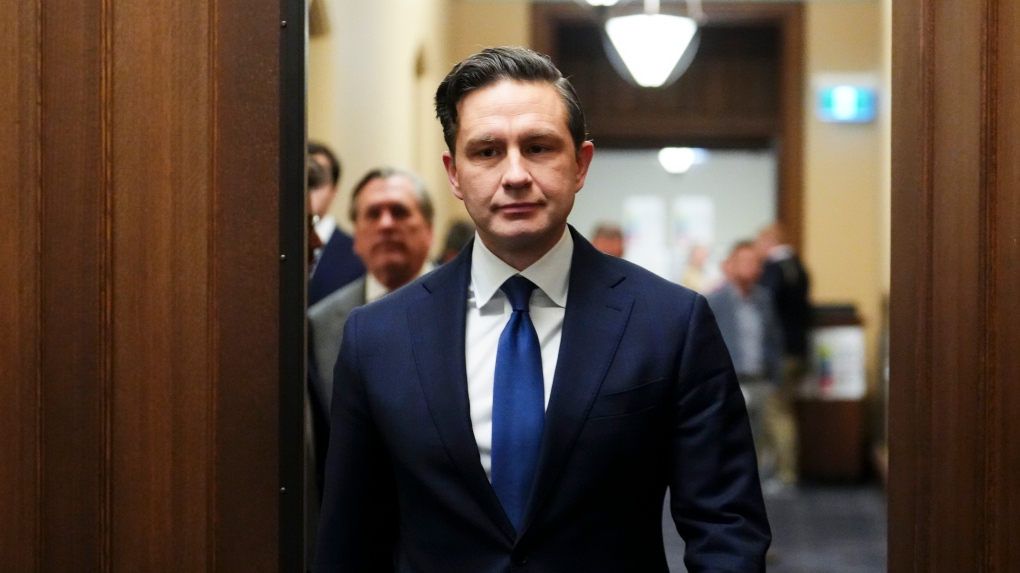 Avec les appels à la démission de Trudeau, les conservateurs de Poilievre détiennent un avantage de 26 points sur les libéraux (Nanos)