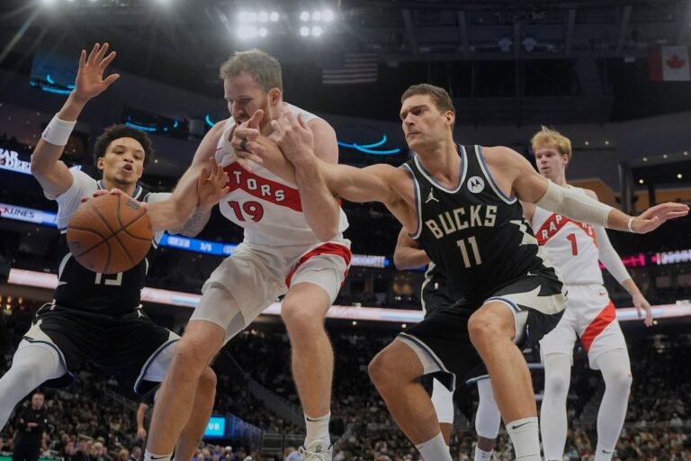Bucks à la recherche d’eux-mêmes lors d’une visite aux Raptors