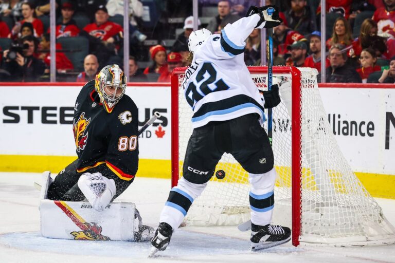 Crouse marque deux fois, l'Utah inflige une défaite 5-3 aux Flames