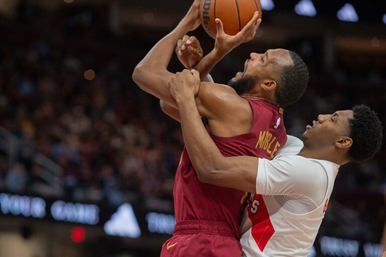 Garland marque 40 points, un sommet de la saison, les Cavaliers battent les Raptors 132-126 pour une 12e victoire consécutive